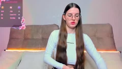 Ariella online show from November 27, 2025, 5:09 am