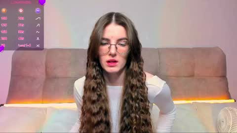 Ariella online show from April 28, 2026, 4:28 am