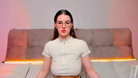 Ariella online show from July 10, 2026, 2:27 am