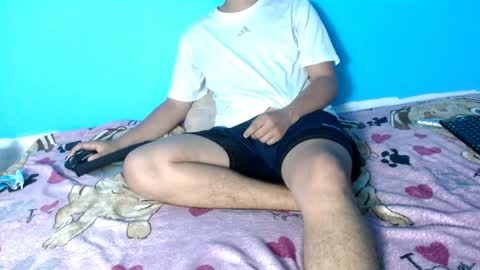 Snapshot of arielnoir6958 chatting on May 13, 2026, 11:22 pm Ariel Aoir online show from May 13, 2026, 11:22 pm
