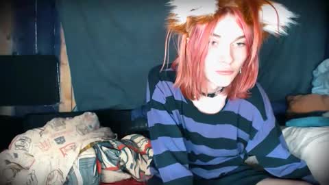 Snapshot of arielpinkcat chatting on December 15, 2025, 1:21 am arielpinkcat online show from December 15, 2025, 1:21 am