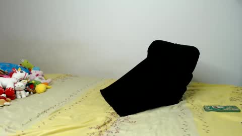 Ariel Starfish online show from March 1, 2025, 11:47 pm