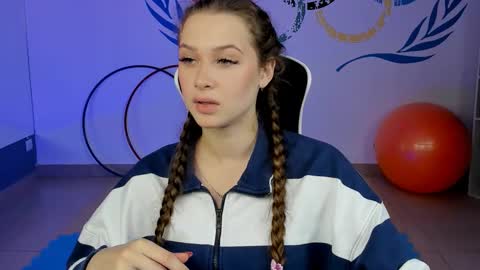 Snapshot of arielsykes chatting on September 15, 2025, 10:48 am arielsykes online show from September 15, 2025, 10:48 am