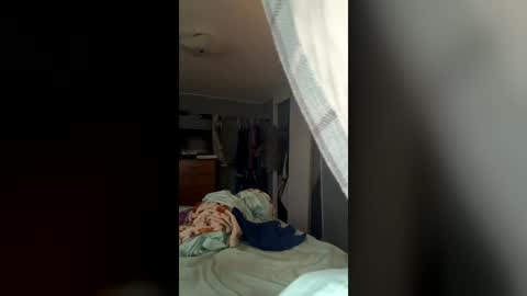 Snapshot of arielwilson00 chatting on August 3, 2026, 11:59 am arielwilson00 online show from August 3, 2026, 11:59 am