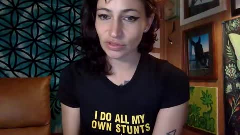 Snapshot of arielwyld chatting on December 27, 2024, 2:33 pm ariel colin when hes here online show from December 27, 2024, 2:33 pm