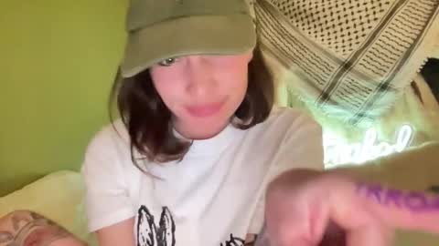 ariel  colin when hes here online show from March 15, 2026, 2:06 am