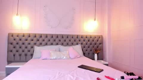 Arietta online show from February 7, 2026, 11:36 am