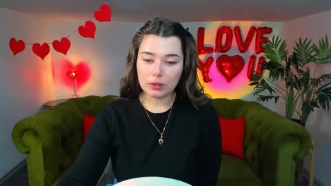 Snapshot of arigraynor chatting on March 3, 2025, 1:09 pm Ari online show from March 3, 2025, 1:09 pm