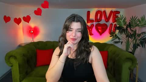 Snapshot of arigraynor chatting on March 3, 2025, 7:17 pm Ari online show from March 3, 2025, 7:17 pm