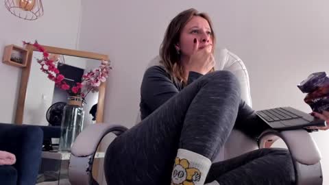 Ari  online show from January 30, 2025, 10:51 pm