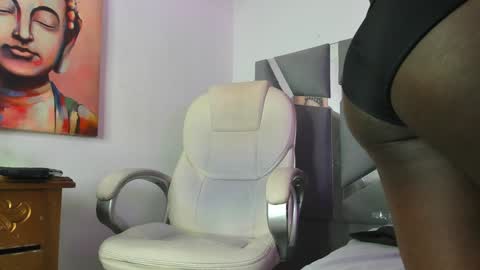 Snapshot of arii_xxx chatting on December 20, 2024, 8:45 pm ari 3 online show from December 20, 2024, 8:45 pm