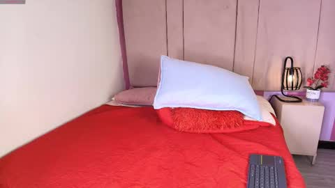 Ariia sweett online show from February 14, 2026, 4:26 pm