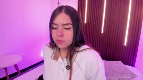 Snapshot of ariianabaker chatting on June 2, 2026, 12:29 pm Arianna online show from June 2, 2026, 12:29 pm