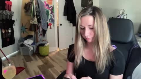 airskiii online show from January 29, 2025, 6:50 pm