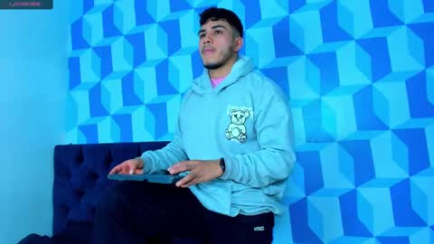 Ariies13 online show from February 14, 2025, 5:57 pm