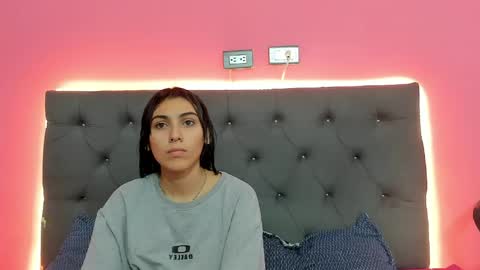 Aria  Cholee online show from April 25, 2026, 1:41 pm