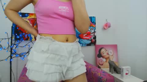 arinabelle online show from June 6, 2026, 4:01 pm
