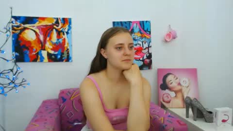 Snapshot of arinabelle chatting on July 7, 2026, 6:12 pm arinabelle online show from July 7, 2026, 6:12 pm