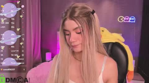 Ari  online show from September 24, 2025, 10:13 pm