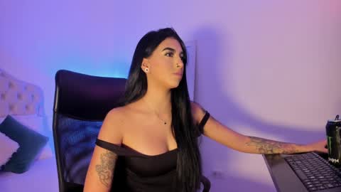 Snapshot of arirobert_ chatting on March 10, 2025, 2:39 am Ari Robert online show from March 10, 2025, 2:39 am