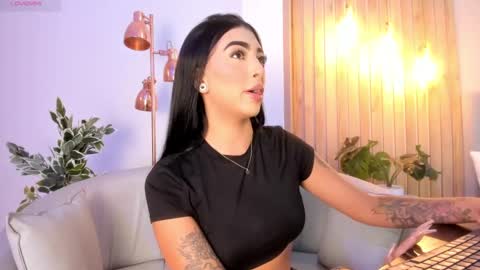 Snapshot of arirobert_ chatting on September 10, 2025, 3:50 am Ari Robert online show from September 10, 2025, 3:50 am