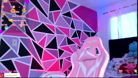 Snapshot of arisantana chatting on November 7, 2025, 9:48 pm Aria online show from November 7, 2025, 9:48 pm