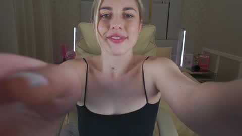 Snapshot of arishkalulu chatting on January 17, 2025, 11:27 am Arishka online show from January 17, 2025, 11:27 am