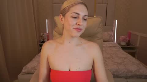 Snapshot of arishkalulu chatting on February 25, 2025, 6:47 am Arishka online show from February 25, 2025, 6:47 am