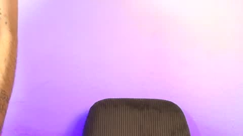 Snapshot of arivega chatting on June 26, 2026, 12:53 pm Nice to meet you thumb up me please its important I LOOK MY BIO DOWN online show from June 26, 2026, 12:53 pm