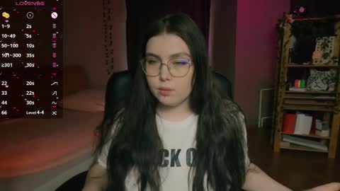 Snapshot of arizonaa_muse chatting on May 5, 2026, 7:16 am Astrid online show from May 5, 2026, 7:16 am