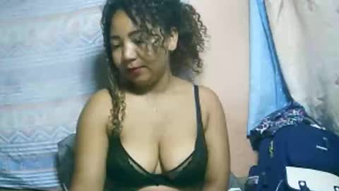 Arlinah9794 online show from March 18, 2026, 6:38 am