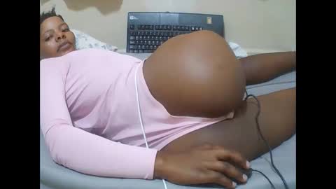 arlynray002 online show from May 31, 2026, 6:09 pm