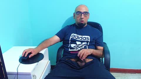 arnelux72 online show from January 8, 2025, 5:16 am