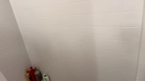 arnicbod online show from October 26, 2025, 4:02 pm