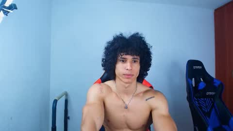 arnold black online show from September 19, 2025, 12:28 pm