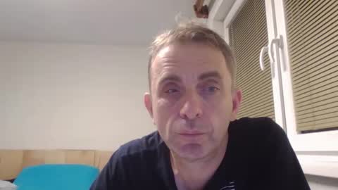 aromannn online show from March 11, 2026, 6:36 pm