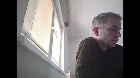 aromannn online show from March 18, 2026, 9:34 am