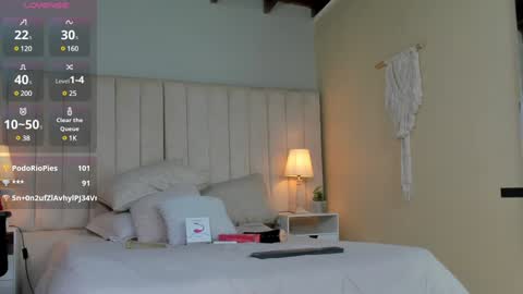 Snapshot of aron_bolt chatting on December 29, 2024, 9:06 am ARON BOLT online show from December 29, 2024, 9:06 am