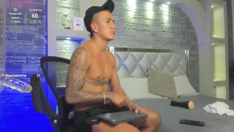 Snapshot of aron_bolt chatting on January 17, 2025, 4:36 pm ARON BOLT online show from January 17, 2025, 4:36 pm