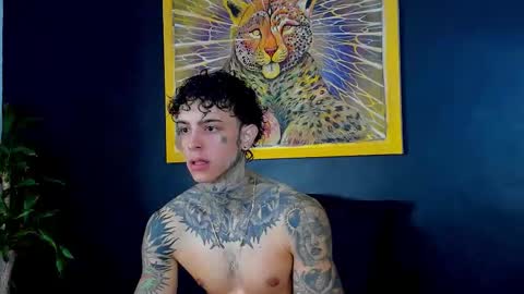 Snapshot of aron_ford chatting on September 22, 2025, 12:18 pm Aron ford online show from September 22, 2025, 12:18 pm