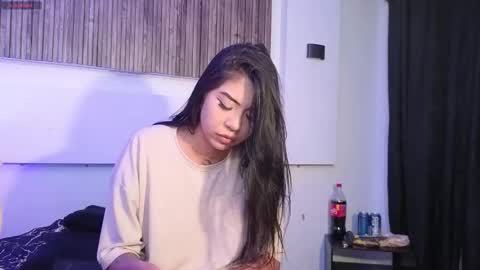 Snapshot of aron_gomez chatting on September 21, 2025, 6:04 am aron online show from September 21, 2025, 6:04 am