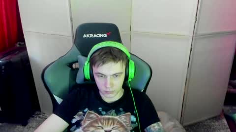 Snapshot of aron_neall chatting on February 19, 2025, 9:50 am biggest penis online show from February 19, 2025, 9:50 am