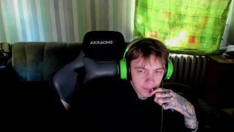 Snapshot of aron_neall chatting on September 9, 2025, 8:14 am biggest penis online show from September 9, 2025, 8:14 am