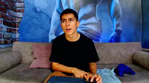 aron_pulse online show from February 18, 2026, 1:40 pm