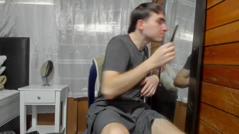 Snapshot of arongfranco chatting on February 8, 2025, 6:55 pm Aron G Franco online show from February 8, 2025, 6:55 pm