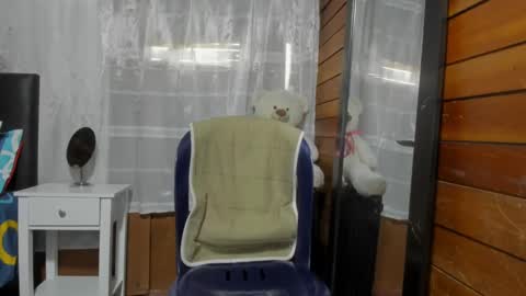 Snapshot of arongfranco chatting on February 12, 2025, 8:18 pm Aron G Franco online show from February 12, 2025, 8:18 pm