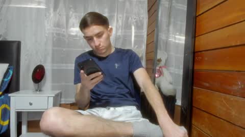 Snapshot of arongfranco chatting on March 5, 2025, 7:06 pm Aron G Franco online show from March 5, 2025, 7:06 pm