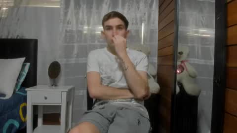 Snapshot of arongfranco chatting on March 12, 2025, 8:41 pm Aron G Franco online show from March 12, 2025, 8:41 pm