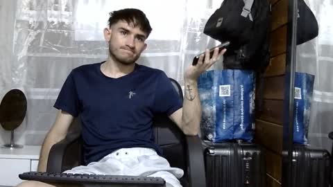 Snapshot of arongfranco chatting on September 12, 2025, 4:51 pm Aron G Franco online show from September 12, 2025, 4:51 pm