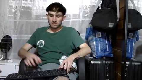 Snapshot of arongfranco chatting on September 30, 2025, 4:28 am Aron G Franco online show from September 30, 2025, 4:28 am